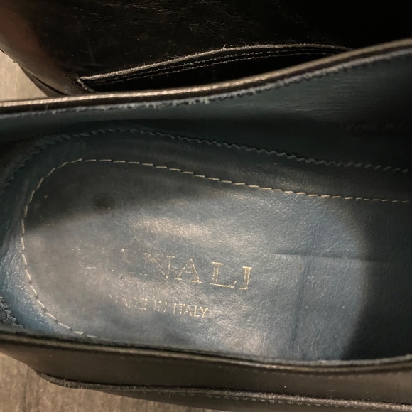 Canali Black Leather Men's Oxfords - Picture 2 of 16